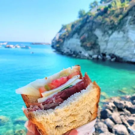 Casa Rosa Sea & Sant'Angelo (Isola d'Ischia)