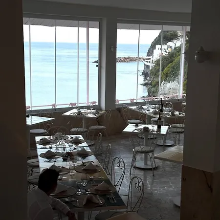 Hotel Casa Rosa Sea & Spa