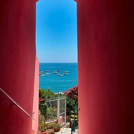 Casa Rosa Sea & Hotel