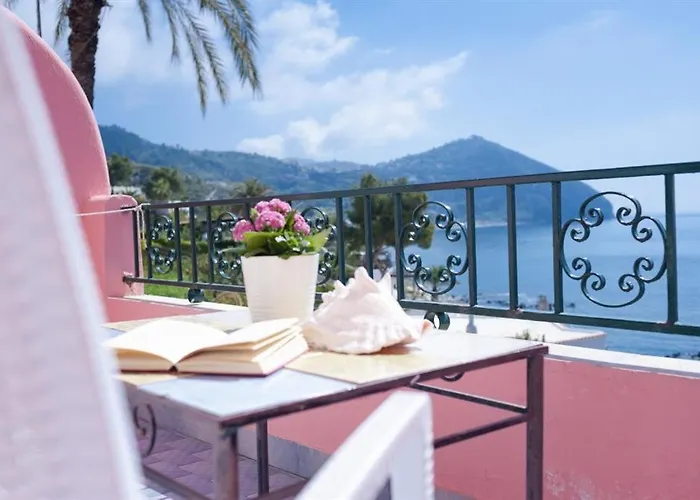 Hotel Casa Rosa Sea & Spa Hotel