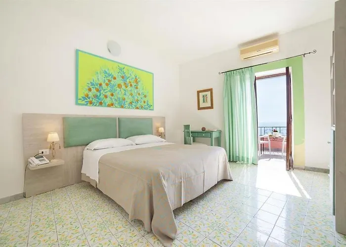 Hotel Casa Rosa Sea & Spa 3*