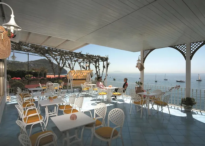 Hotel Casa Rosa Sea & Spa Hotel 3*